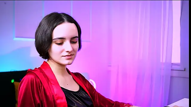 KateWillows online show from 02/18/26, 05:05