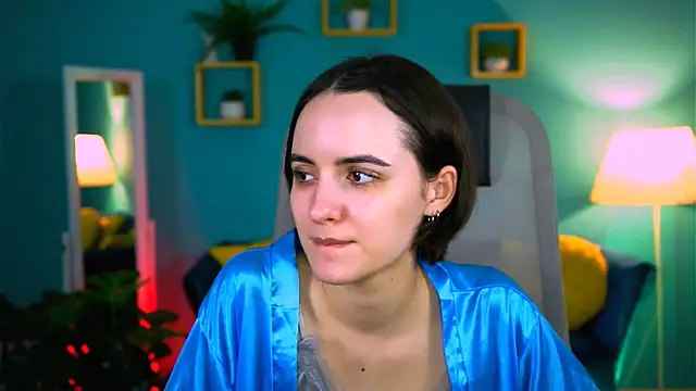 KateWillows online show from 02/15/26, 04:57