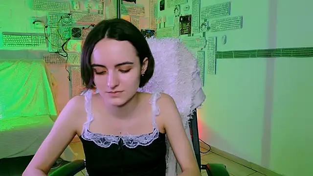 KateWillows online show from 02/11/26, 04:12