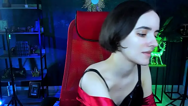 KateWillows online show from 03/08/26, 04:38