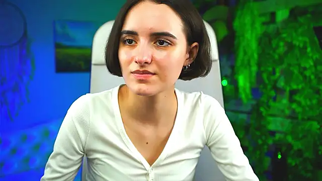 KateWillows online show from 03/10/26, 08:29