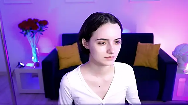 KateWillows online show from 03/19/26, 04:12