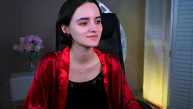 KateWillows online show from 03/18/26, 04:26