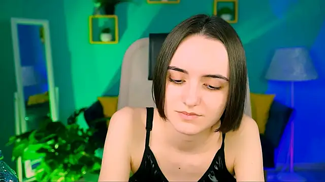 KateWillows online show from 04/06/26, 04:30