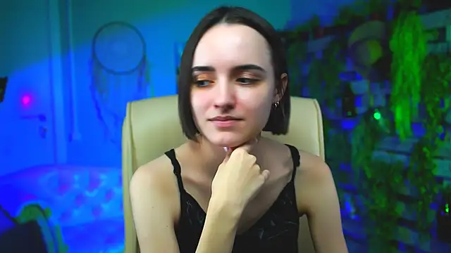 KateWillows online show from 03/29/26, 08:16