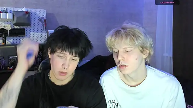 miya meow miku online show from 11/29/25, 04:40