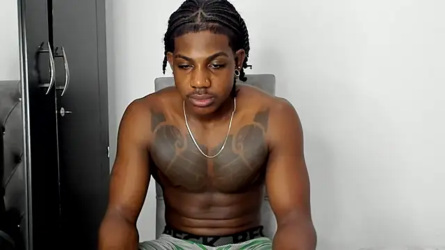 Snapshot of Darktemp_ chatting on 02/11/26, 12:32 Darktemp online show from 02/11/26, 12:32