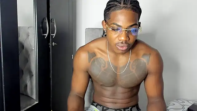 Snapshot of Darktemp_ chatting on 02/24/26, 11:33 Darktemp online show from 02/24/26, 11:33