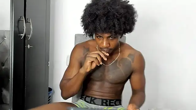 Snapshot of Darktemp_ chatting on 02/12/26, 11:10 Darktemp online show from 02/12/26, 11:10