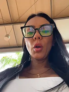 Snapshot of SofhiaTaylor chatting on 02/13/26, 09:15 SofhiaTaylor online show from 02/13/26, 09:15