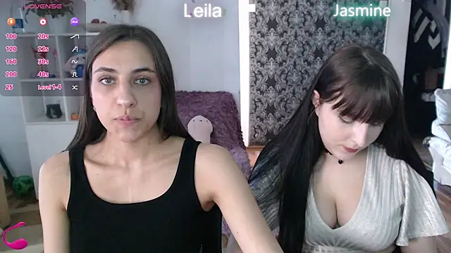 Snapshot of JasmineAdamss chatting on 04/23/26, 08:10 JasmineAdamss online show from 04/23/26, 08:10
