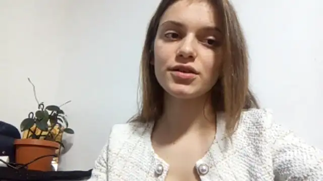 MildredVillareal online show from 12/16/25, 03:05