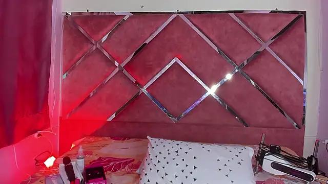 MeganDangelo online show from 02/06/26, 09:11