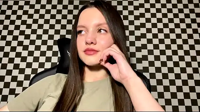 ConchitaMaestas online show from 12/16/25, 05:50