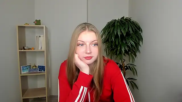 VerllineUrquidez online show from 11/29/25, 08:58