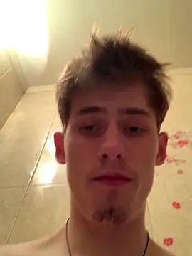 FreeRich online show from 12/17/25, 03:39