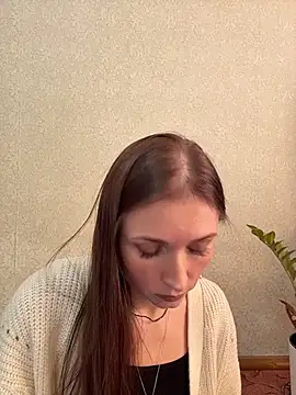 ZaraHill online show from 12/01/25, 04:35