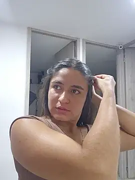 Lu Alzafirah online show from 12/14/25, 01:28