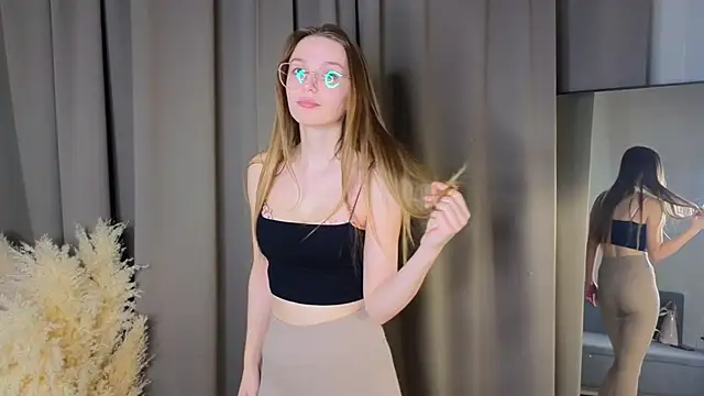 JaleesaIser online show from 12/05/25, 01:16