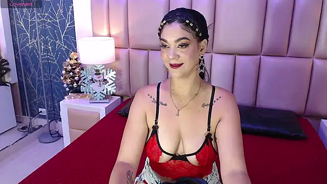 MarianaMontezz online show from 12/18/25, 11:58