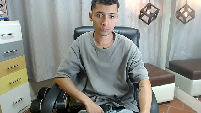 LucassSmith11 online show from 05/30/26, 03:35