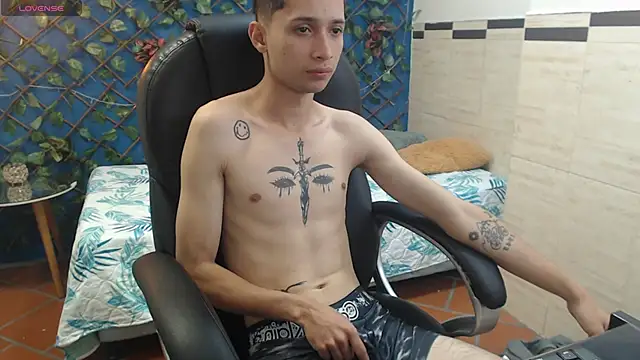 LucassSmith11 online show from 03/27/26, 06:20