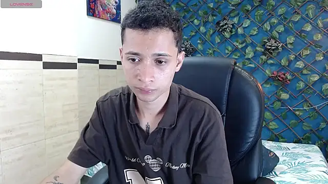 LucassSmith11 online show from 04/15/26, 08:20