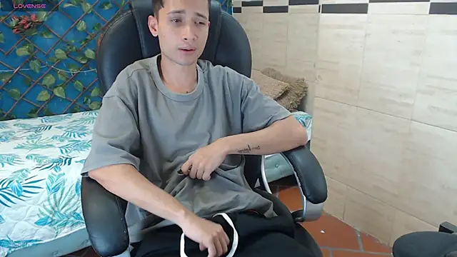 LucassSmith11 online show from 04/04/26, 06:47