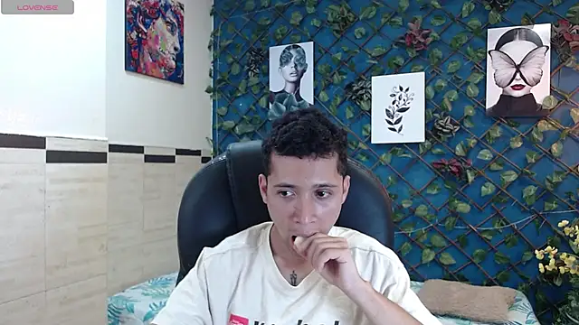 LucassSmith11 online show from 05/01/26, 08:03