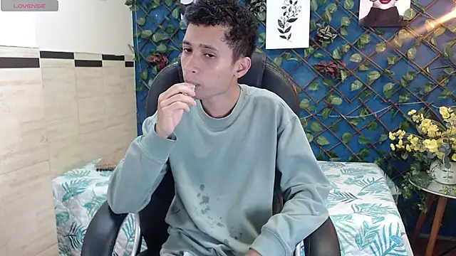 LucassSmith11 online show from 05/06/26, 08:46