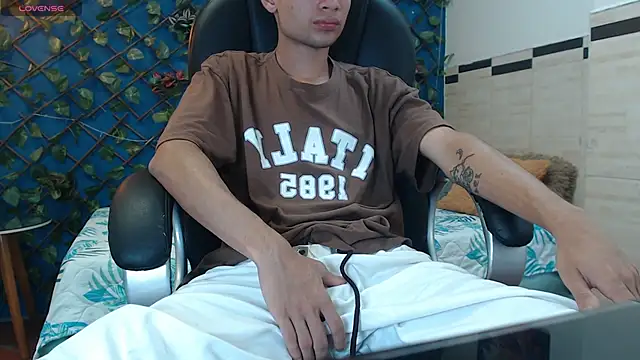 LucassSmith11 online show from 04/09/26, 08:48