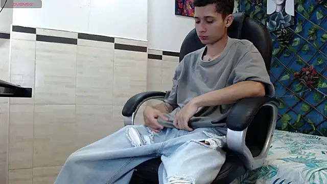 LucassSmith11 online show from 05/02/26, 06:13