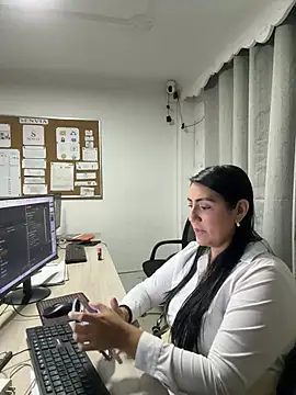 wildwhispers15 online show from 01/14/26, 08:23