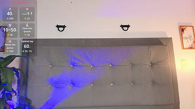 Snapshot of Cherry_Baddie chatting on 12/18/25, 01:26 Cherry Baddie online show from 12/18/25, 01:26