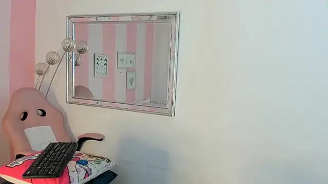 Amaia Monroe online show from 02/21/26, 04:03