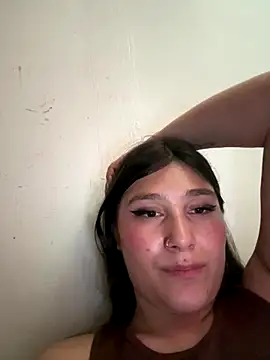 AngieG02  online show from 12/13/25, 08:26