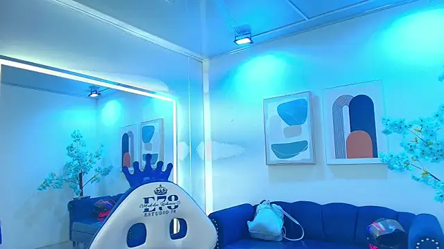 myla evans online show from 11/30/25, 11:44