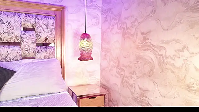 emily dempsey online show from 03/27/26, 07:04