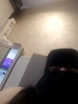 lolotheone online show from 04/08/26, 07:59