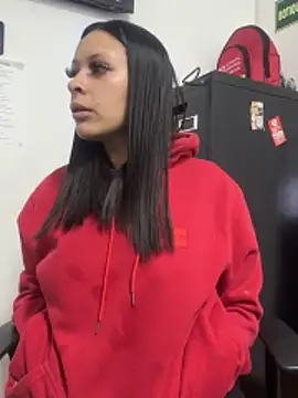 CRISTAL VIOLETA online show from 12/17/25, 12:43