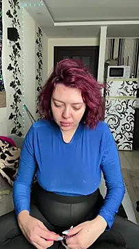 MurrbyAliceMoore online show from 12/18/25, 02:27