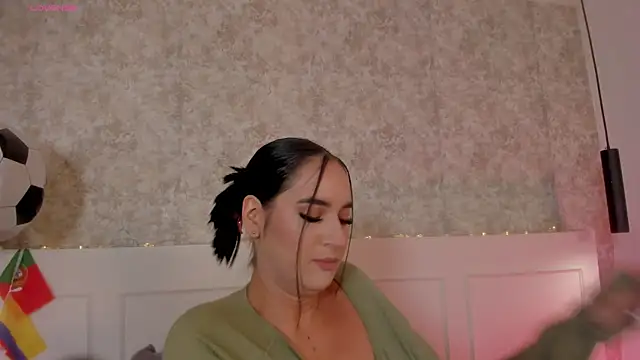 Emily luve online show from 07/04/26, 12:11