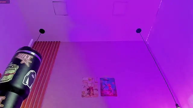 Snapshot of Valerykat_ chatting on 03/04/26, 12:13 Valerykat online show from 03/04/26, 12:13