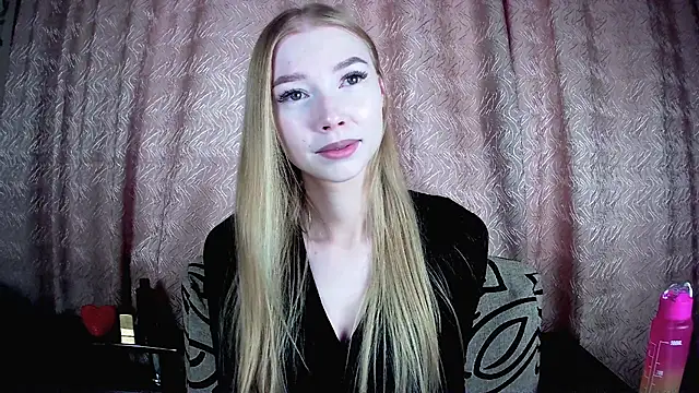 Rysella online show from 12/14/25, 10:10