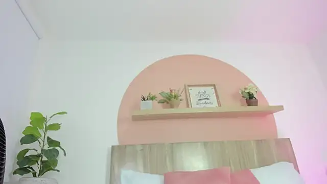 zara clap online show from 12/20/25, 02:25