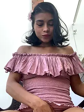 Snapshot of AnitaDuque chatting on 11/29/25, 01:44 AnitaDuque online show from 11/29/25, 01:44