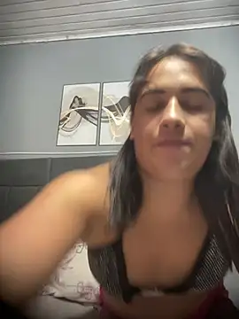 larysinha online show from 04/03/26, 06:36