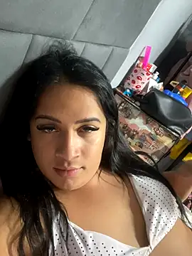 larysinha online show from 12/21/25, 05:25