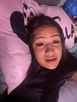 Snapshot of larysinha chatting on 12/01/25, 05:58 larysinha online show from 12/01/25, 05:58