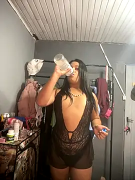 larysinha online show from 12/04/25, 05:12